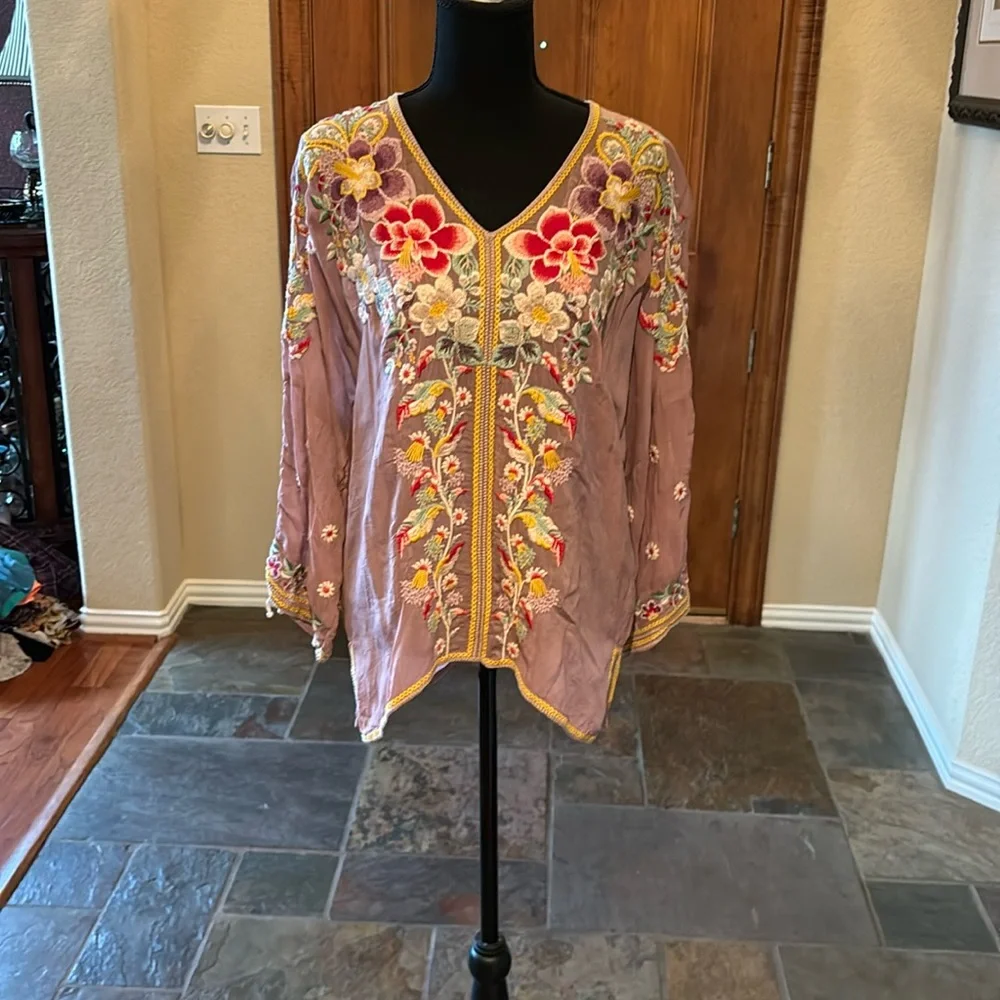Gorgeous Johnny Was Lilic Top w/incredible multi color embroidery. Sz: XS. NWT - Picture 1 of 8